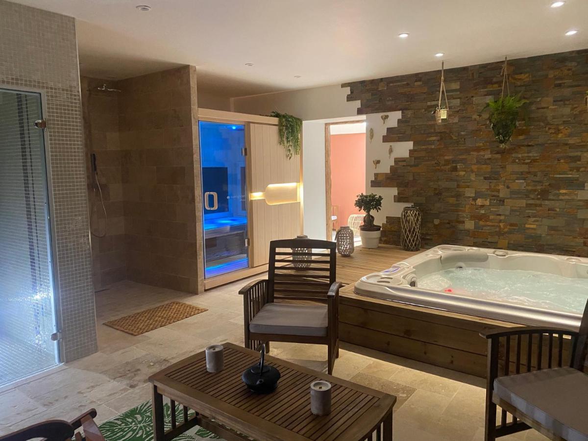 Ferme "Les Flaquettes" Bed & Breakfast Guines Bagian luar foto